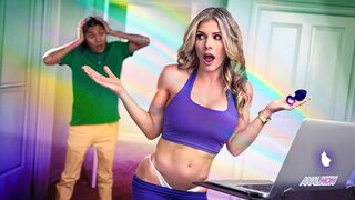 Cory Chase gigászi popóját a nevelő tini bré megdugja