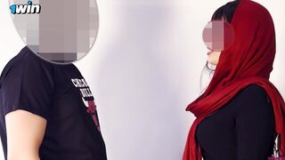 Arab milf hangos kupakolása nem hagyja aludni a szomszédot, így hívja őt is kamatyolni