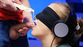 Ízlelőjáték 4k-ban: bekötött szemmel és egy nagyon gyöngéd meglepetéssel!