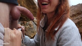 Nyilvános cumizás és gyors dugás a strandon pov-ban